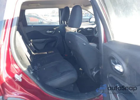 2016 Jeep Cherokee Latitude из США, поврежденный, VIN 1C4PJMCS1GW296914